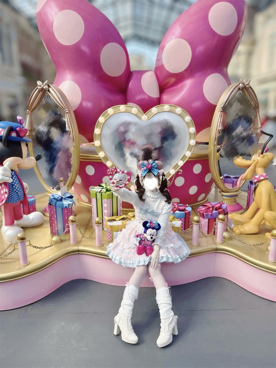 _0mari9's tweet photo. ディズニーで着たロリータのお写真まとめ🎀🤍
もっと色んな可愛いお洋服を着てインパしたいなᐡᴗ͈  ̫ ᴗ͈ᐡ💫 https://t.co/UtEqJAkTl2
