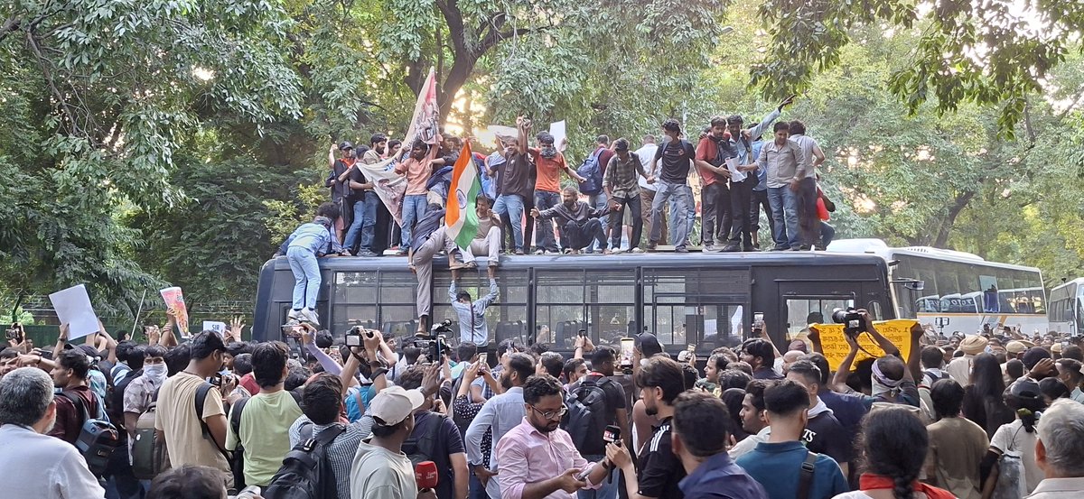 bismil_prasad's tweet photo. Iconic ! https://t.co/NLgwzkmtUY