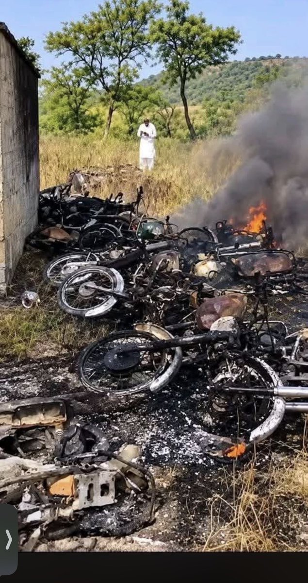 MuhammadAq79969's tweet photo. In Dadial, motorcycles parked by the roadside of the youth have been burnt to ashes..🥹
What do these murderous forces want to prove? https://t.co/tCe57FG71L
