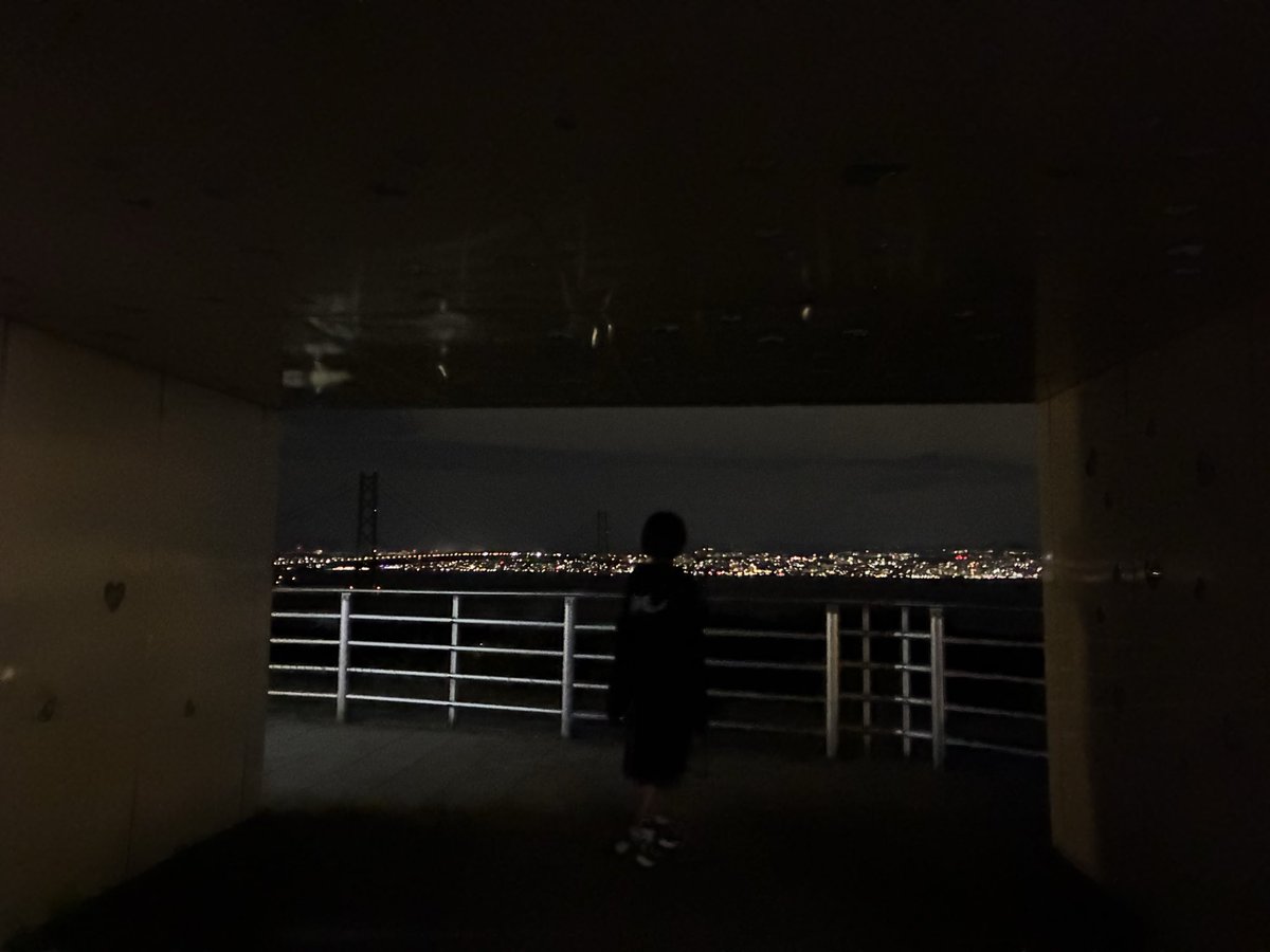 XrSijo's tweet photo. 10/3
SHANKで暗転❕❕
私の中で新体制の暁初で幸、久々❕❕❕
ふっ軽愛媛日帰り旅、行って大正解。人生初四国いい1日だった❕ありがとう🦈🌉✨ https://t.co/waEzhrLDBd