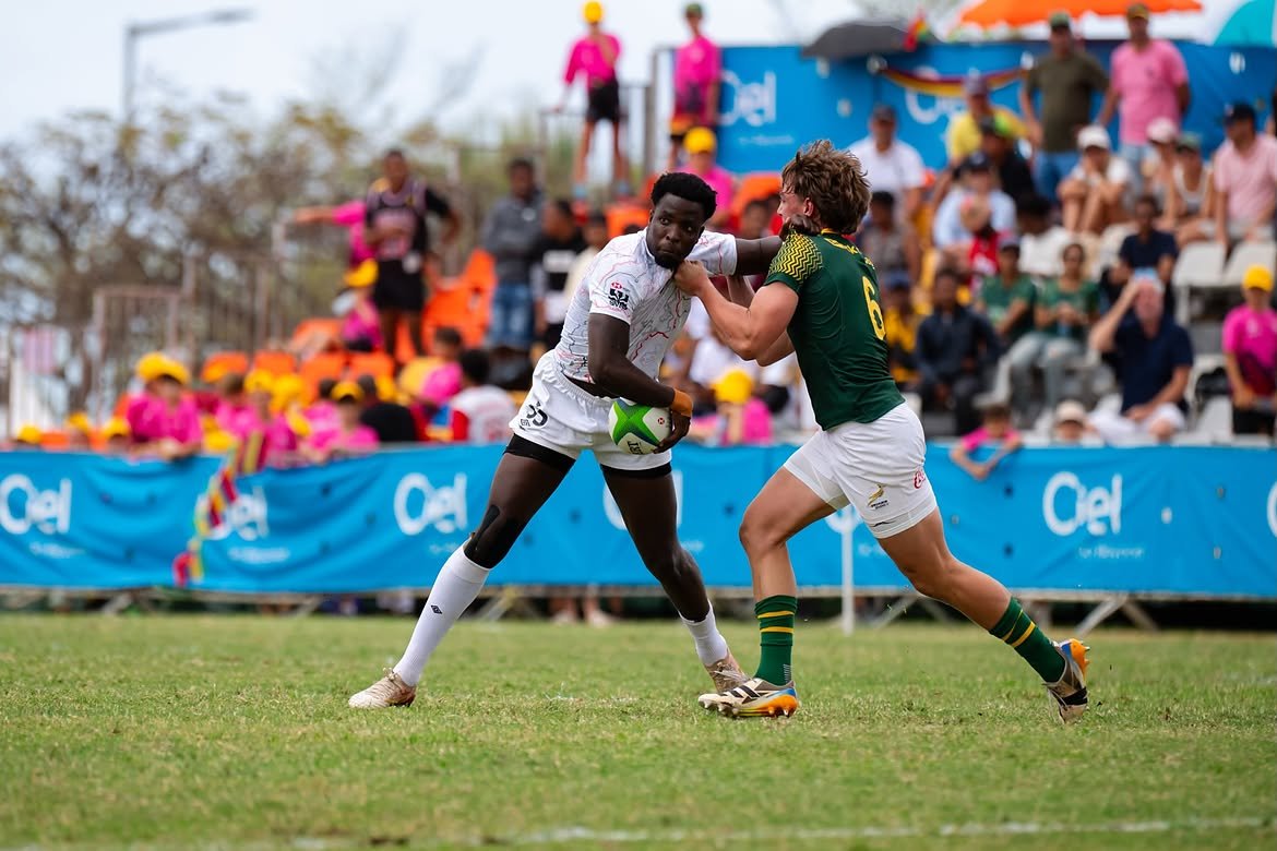 CarolRadull's tweet photo. Shujaa are CHAMPIONS!!

FT.  Madagascar 12-15 #Kenya7s

Congratulations! 👏🏽🔥🔥🔥

#Mauritius7s #Africa7s 

Credit: 📷 @OfficialKRU https://t.co/DG6UoOuHCw