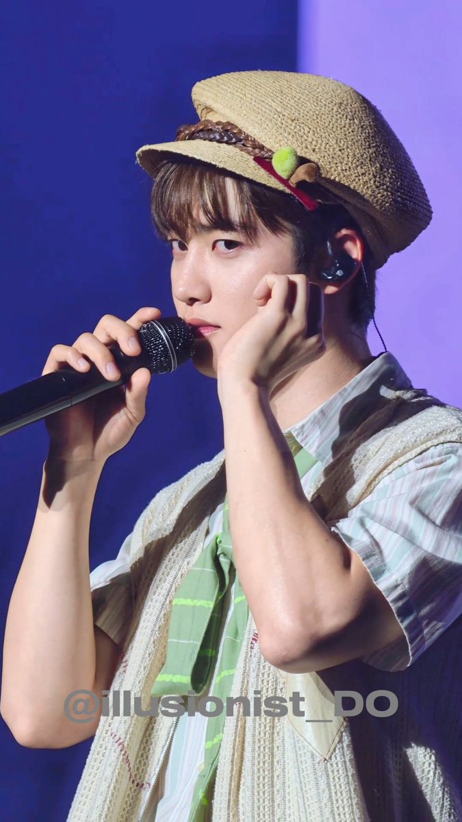 illusionist_DO's tweet photo. 하씨 새침하네 귀엽게 https://t.co/l9toYdIF6t