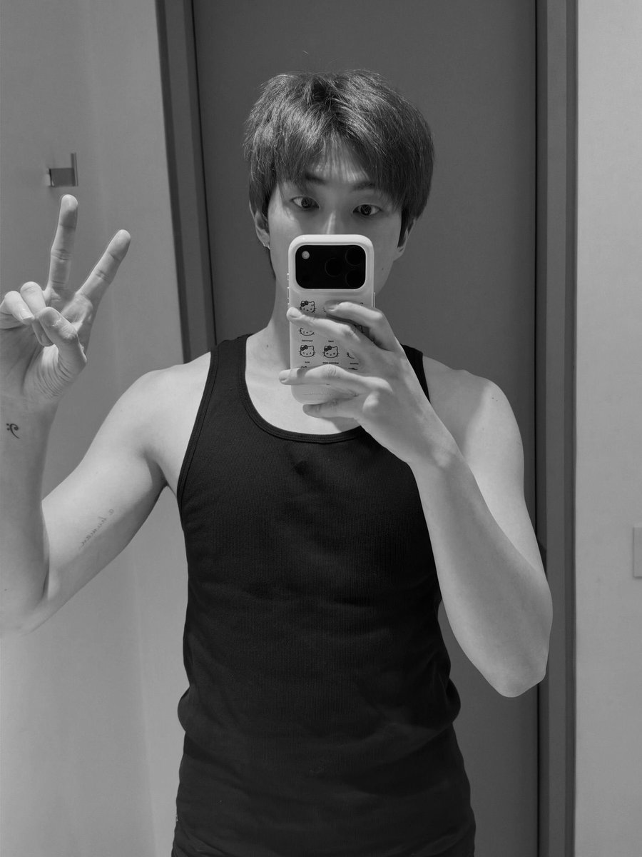 TUSOLME's tweet photo. ㅤㅤㅤ

ㅤㅤㅤ https://t.co/rGsFRMutXI