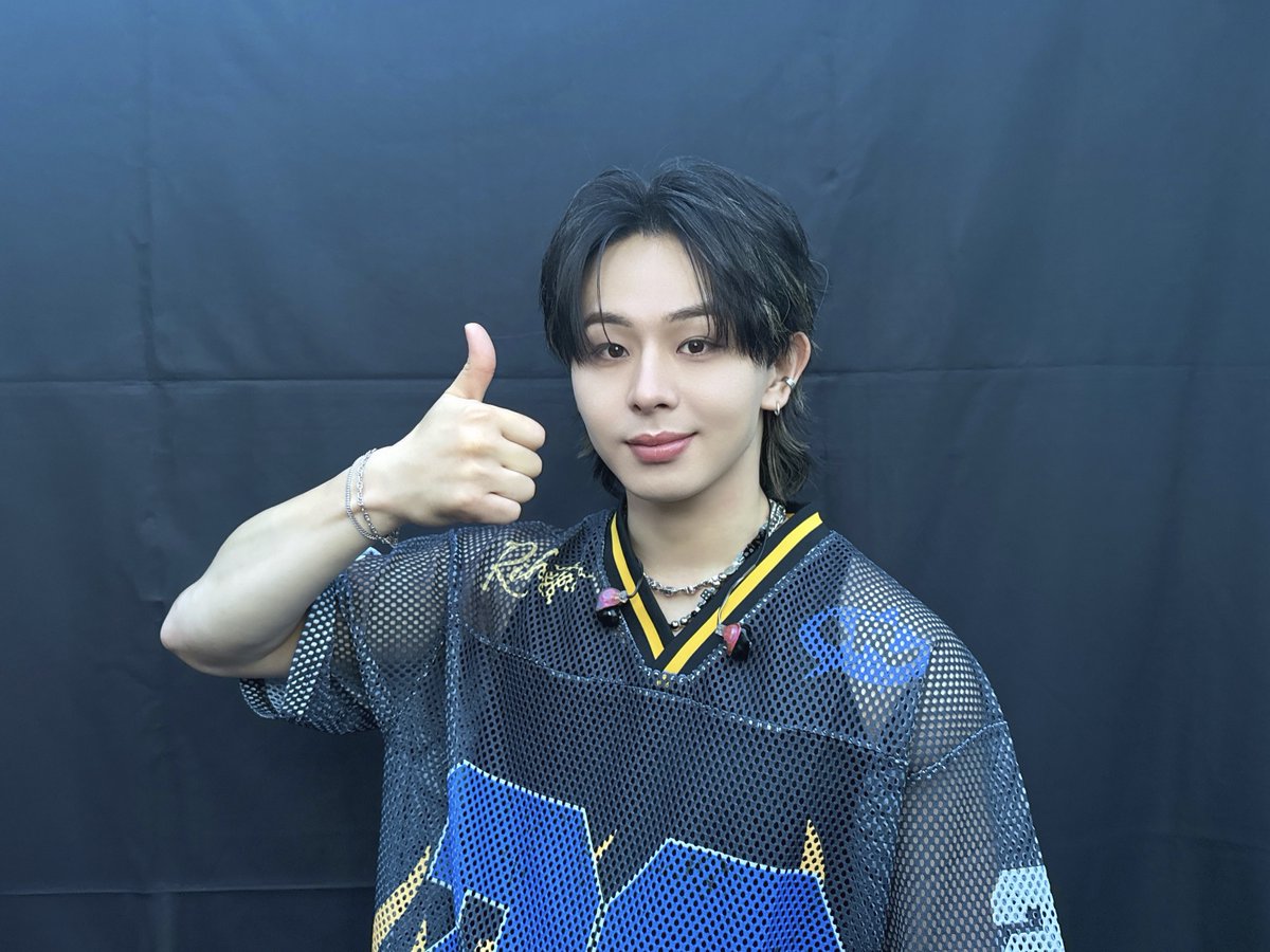 onenonly_tokyo's tweet photo. 『#anation2026』にご来場した皆さん、配信をご覧いただいた皆さん
僕たちは #ONENONLY(#ワンエン オンリー) です🐶

◤ WHO?? ◢  
ボーカル🎤
#EIKU(#山下永玖)

Instagram📸
🔗https://t.co/85OaFIBxXO

@anation_navi
#anation #a_nation https://t.co/i3bZa9sdeG