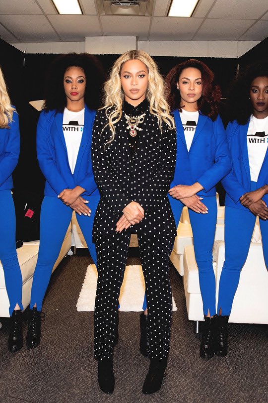 bey_archives's tweet photo. beyoncé, 2016 https://t.co/HBVQZfCXHj