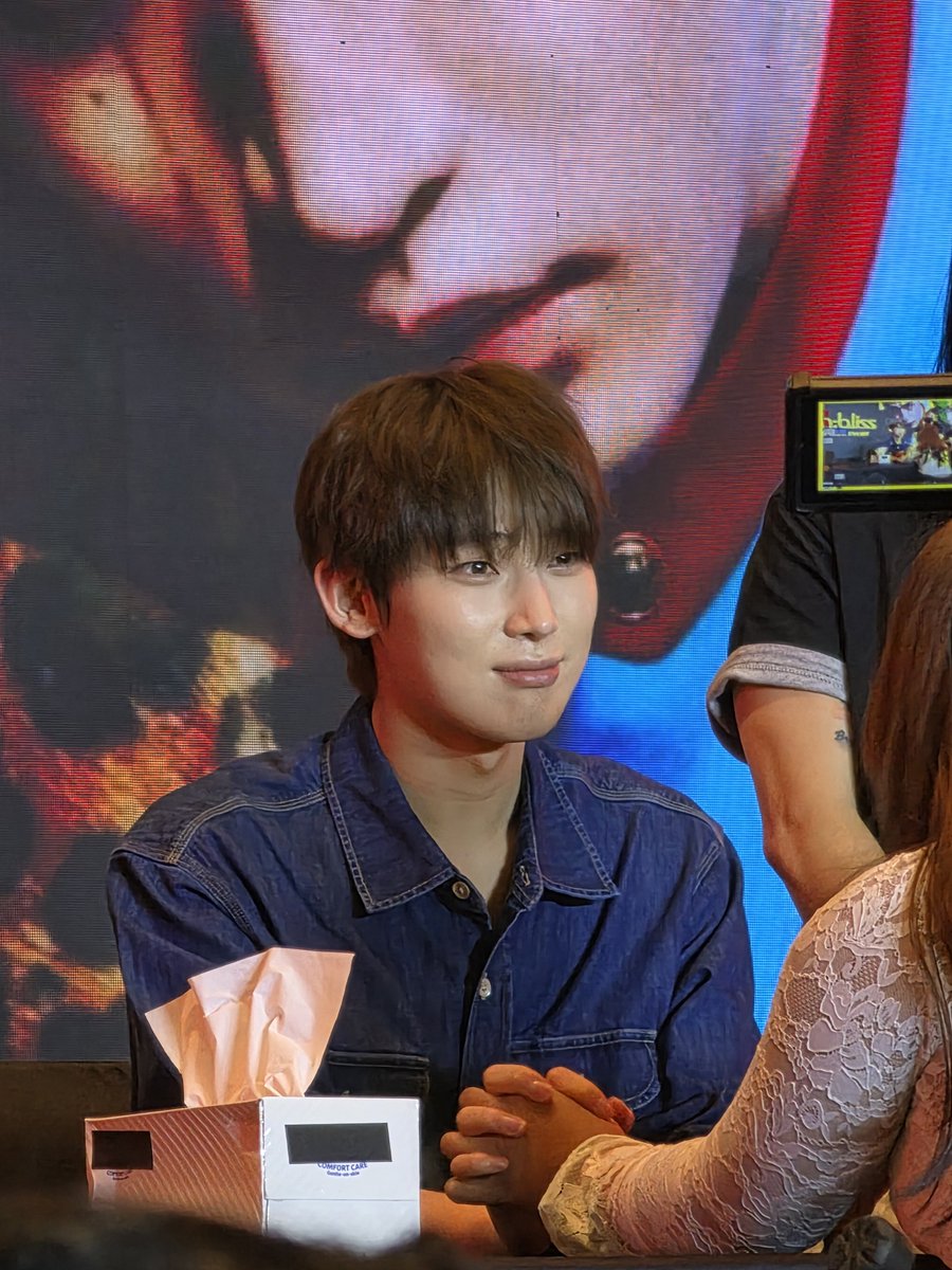 sh1208com's tweet photo. Shopee x ENHYPEN fansign in Manila | 261004

🥺💓

#선우 https://t.co/csSv45yt1G