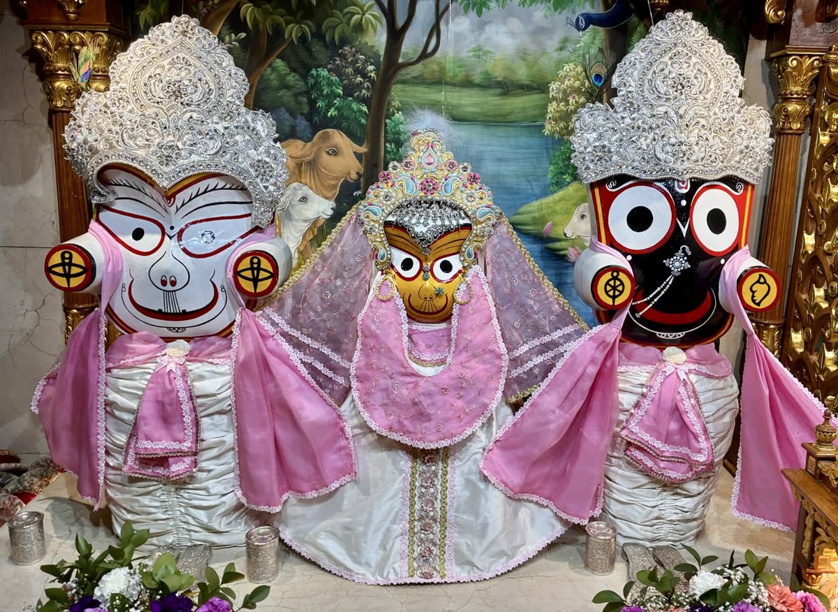 diseasecure05's tweet photo. #iskcon #London #England #UK #Hare #Krishna #Hare #Krishna #Krishna #Krishna #Hare #Hare, #Hare #Rama #Hare #Rama #Rama #Rama #Hare #Hare https://t.co/X39o3zrjBK
