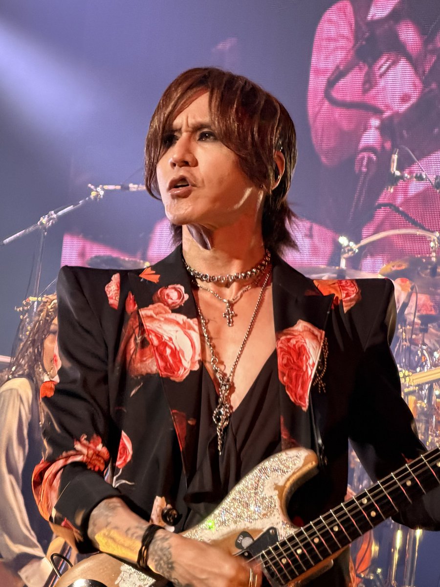 aomr_mayca's tweet photo. 本日も私史上、一番のLUNAPICが撮れた気がします🥹(2026/10/04 at仙台 SUGIZO編)
#LUNAPIC https://t.co/WAvXYP0PAu
