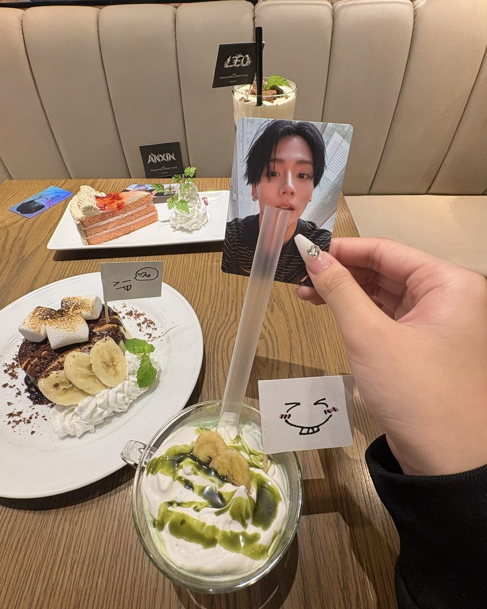 rucha_0118's tweet photo. ald1のタワレコカフェ行った時の>𖥦<
自引きもできて大満足だった♡♡♡ https://t.co/26Hqc5iaKq
