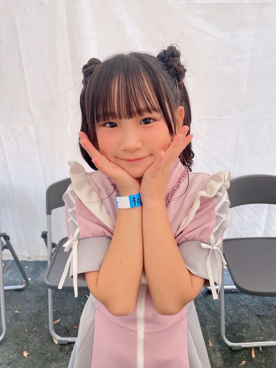 start_sayuyu's tweet photo. #ぼくらのまちフェス　
ありがとうございました💞( ´͈ ᗨ `͈ )
今日は、初めておいでん踊ったよ！💮
もっともっといろんな曲覚えたいなぁ💭✨また会おうねっっ💖⟡.·🙌

屋台ではチュロスとソフトクリーム🍦たべたよ⏦ﾟ♡ 美味しかったっ😋💓 https://t.co/ROV1Ov7Q7J