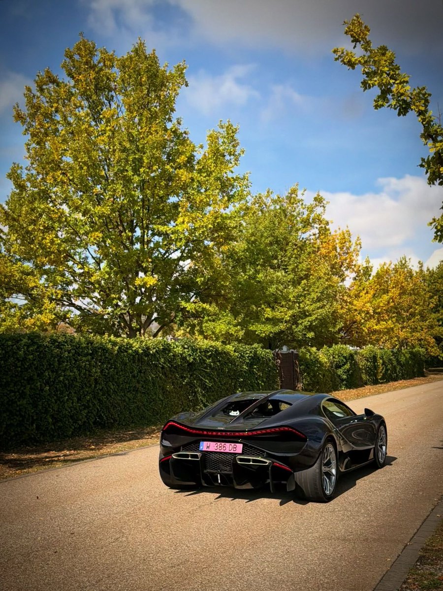 TheAutoHub's tweet photo. Bugatti Tourbillon https://t.co/TrjHP4ulRj