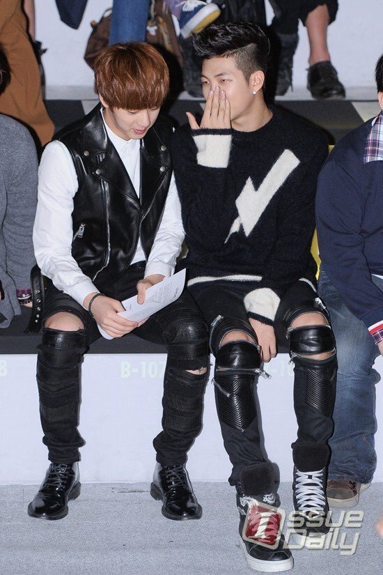 bblboba's tweet photo. Not many know Joon and Jin were the first in Bangtan to attend Seoul Fashion Week, just a few months after debut. https://t.co/dwa4b08blP
