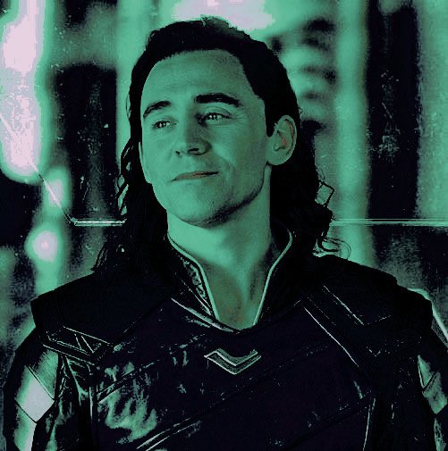 goldvndgreen's tweet photo. ⠀

⠀ ⠀ ⠀  ⠀    “ loki  sunday. ”

⠀ https://t.co/77WMMDWjo9