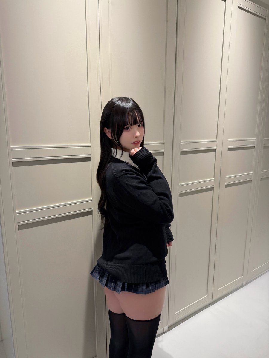 Riribebe123's tweet photo. 最近寒いね
手繋ぐ？♡ https://t.co/otCI9uHbml