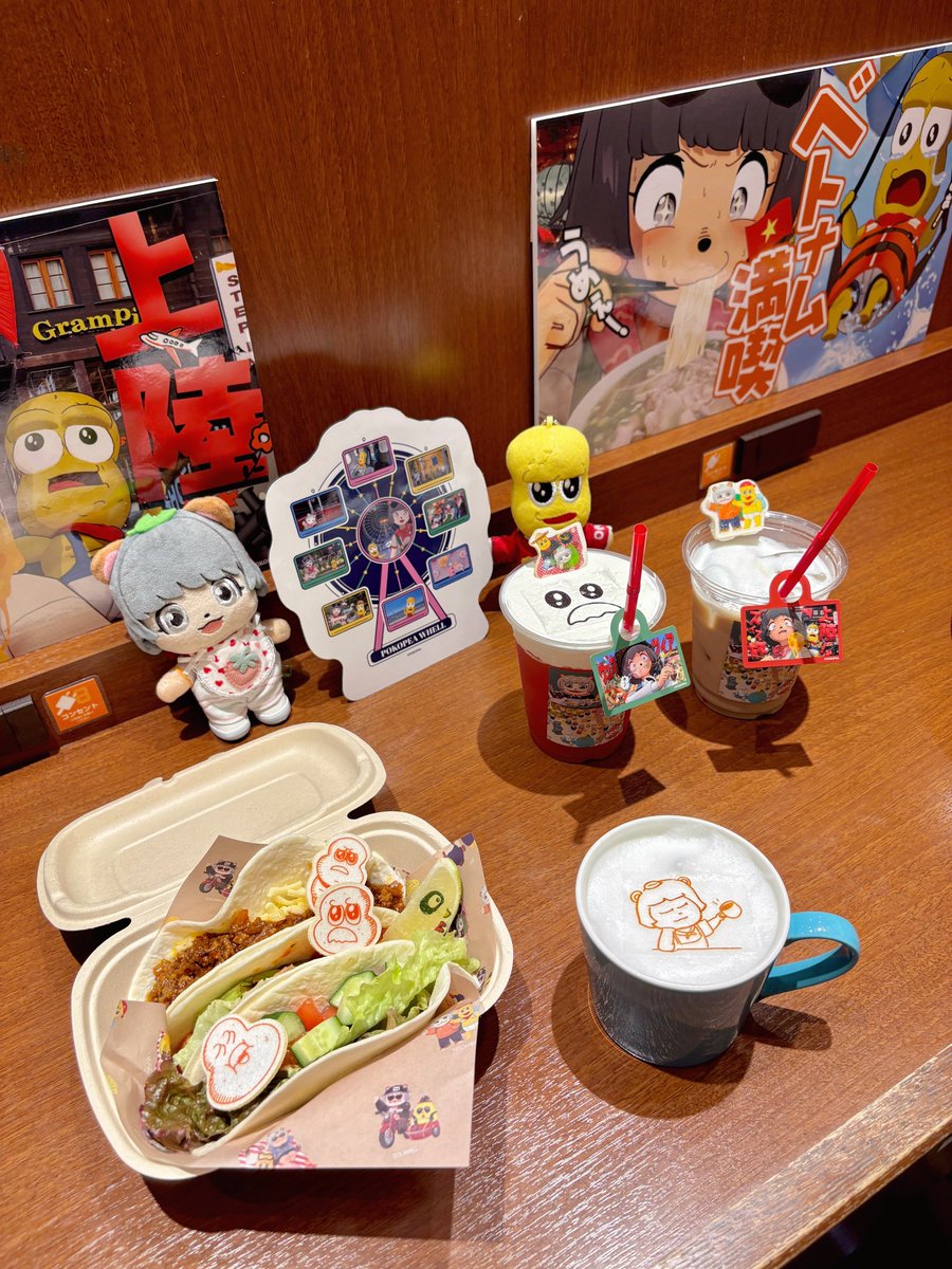 m_chon3F19's tweet photo. 行ってきた！想像以上に美味しかった😋
お友達はフォーを食べたので観覧車をちょいと拝借🙏ステッカー譲ってくれて神✨ドリンク追加注文したらステッカーかぶってしまった〜オーバーオールのステッカーほしかったな

#ぽこピーワールドキッチン https://t.co/xkUDDPjx0s