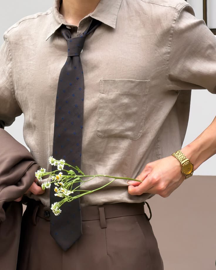 Jtfrrey's tweet photo. Who wants flowers? https://t.co/8CpPNwFXUi
