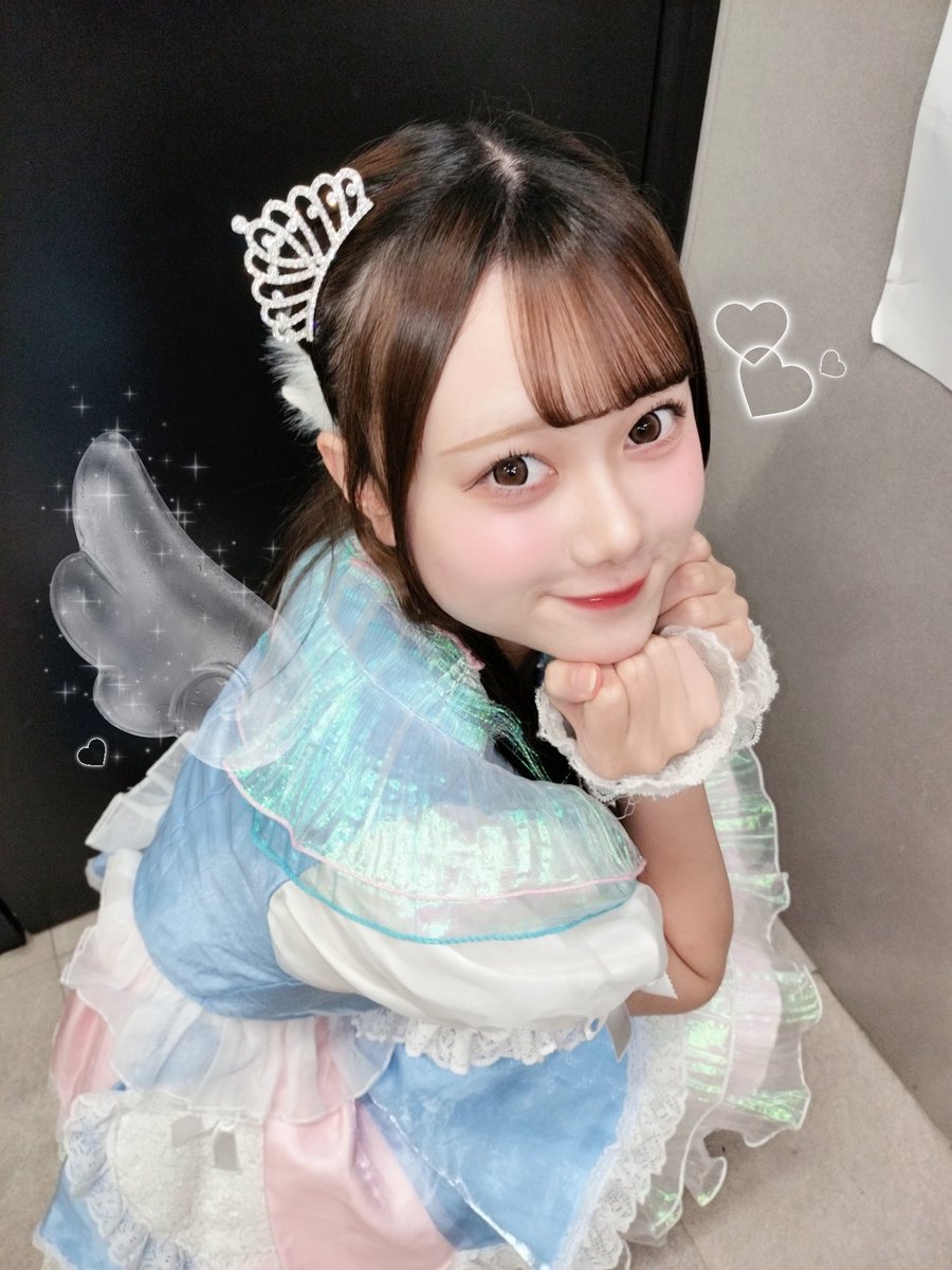 mayomeri_yu's tweet photo. 羽根が生えたみたい ໒꒱·̩͙❅*
#天使の日 https://t.co/Wgi2Sl87eQ