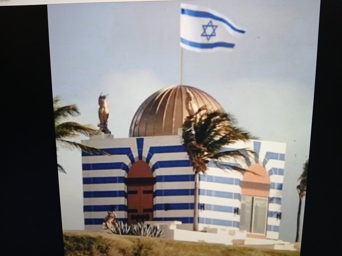 2Q69574523's tweet photo. @ShannonJoyRadio The Israel System Kushner works for is a Family matter?
P. Bondi slipped saying Protect the System from Collapse?
2Q 4. U. Aloha.😎 https://t.co/UfInL175T0