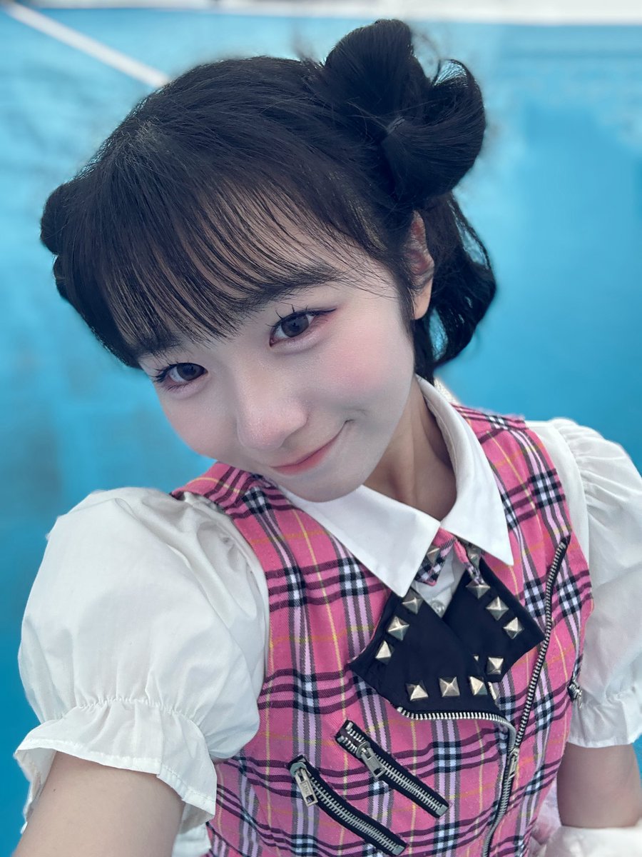 chuhapi_uru's tweet photo. ＼クロフェス2026 7年目 ラッキー7アイドルフィーバーだしん！／
ありがとうございました＞ᵕ＜♩

最年少13歳 湯川（ゆのかわ）うるです🎀❕

とってもあっという間で寂しい気持ちですが、
そのくらい凄く楽しい2日間でした🦑♡
ありがとうございました♪

#クロフェス2026 #チューハピ #北海道 #函館 https://t.co/dmMQyPMqNx