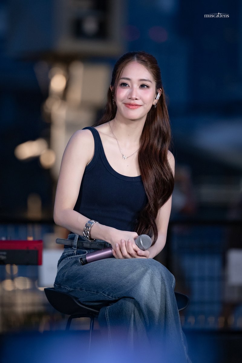 muscatlens's tweet photo. 🫠

#4EVEBuskingที่ปรึกษามาถึงที่ไอคอนสยาม
#Mind4EVE  #4EVE https://t.co/ainfXg68c5
