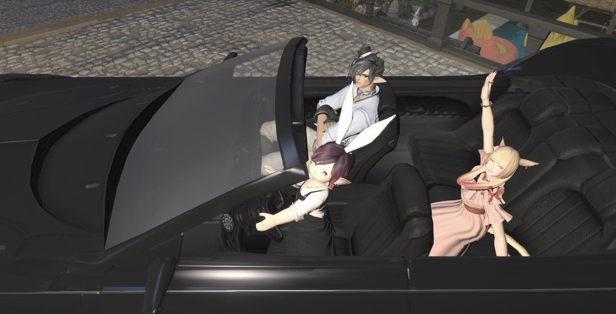 DHC_39ND's tweet photo. フレ様に、ご機嫌なミューヂックが流れる車乗せてもらいました(´°v°)/🌺#FF14 https://t.co/dF53ZF5RQd