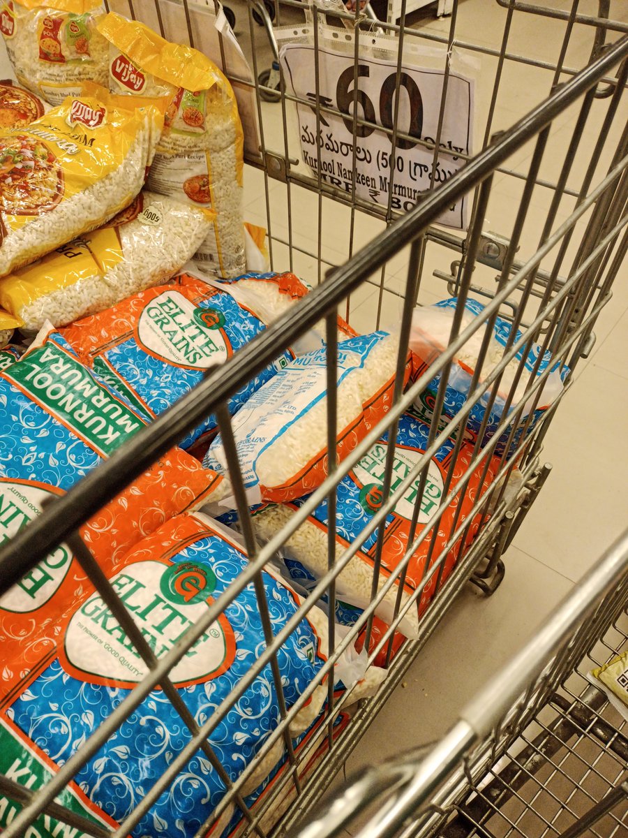 SyedRafi_SR's tweet photo. Groceries shopping at #Dmart #MiddleclassFamily festival session are ahead, rate might get increased due to global politics.. https://t.co/xAUcNq91CO