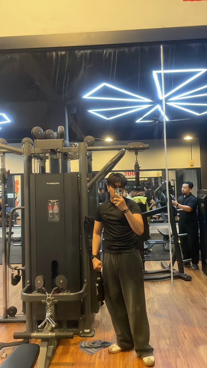 groxian tweet picture