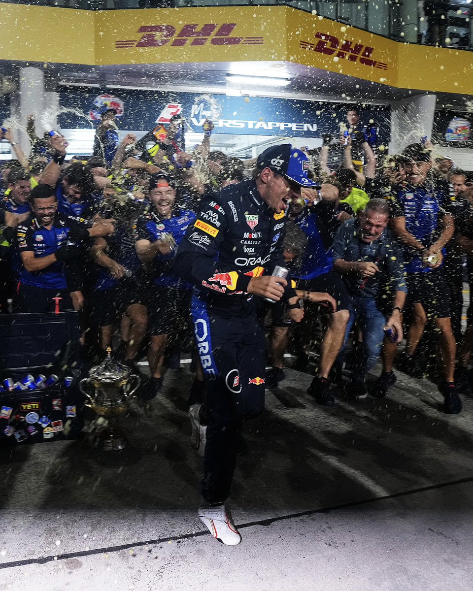 redbullracing's tweet photo. You know what time it is 😏💦

#F1 || #BahrainGP https://t.co/nL4vtSOASd