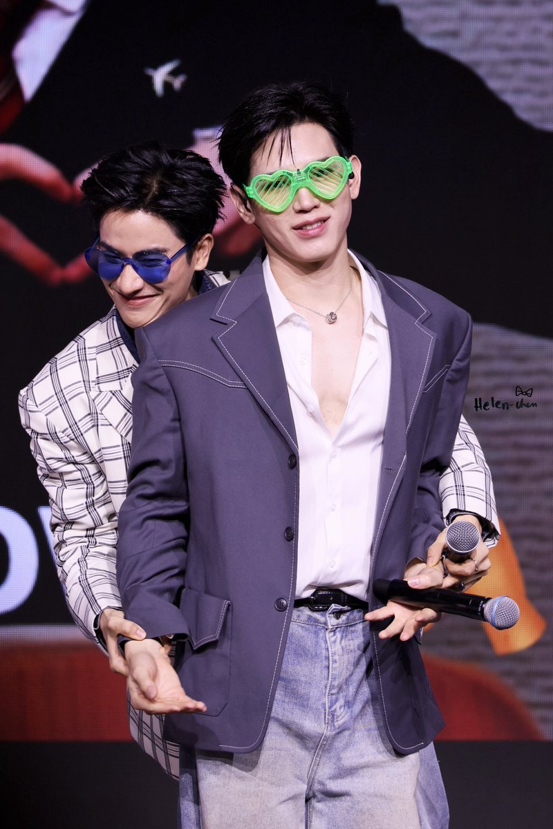 bubblebeeex's tweet photo. เติมหวานใจไม่พักเลยยยยยย 
ความคิดถึงทำงาน (⁎⁍̴̆Ɛ⁍̴̆⁎)(๑˃̵ᴗ˂̵)、。

TAYNEW POLCASAN IN TAIPEI
#TayNewPolcasanFamilyTripinTaipei 
#TayNew #เตนิว https://t.co/TOICNAxKYP