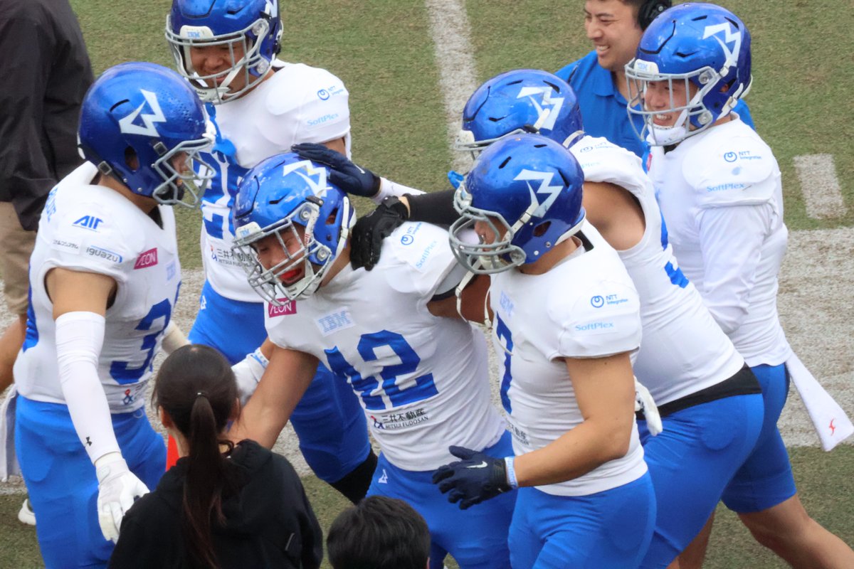 CMoonNeverRise's tweet photo. やべぇ。
強すぎる。
そして雰囲気良すぎる！

#IBMBigBlue
#xリーグ https://t.co/65oAt80syn