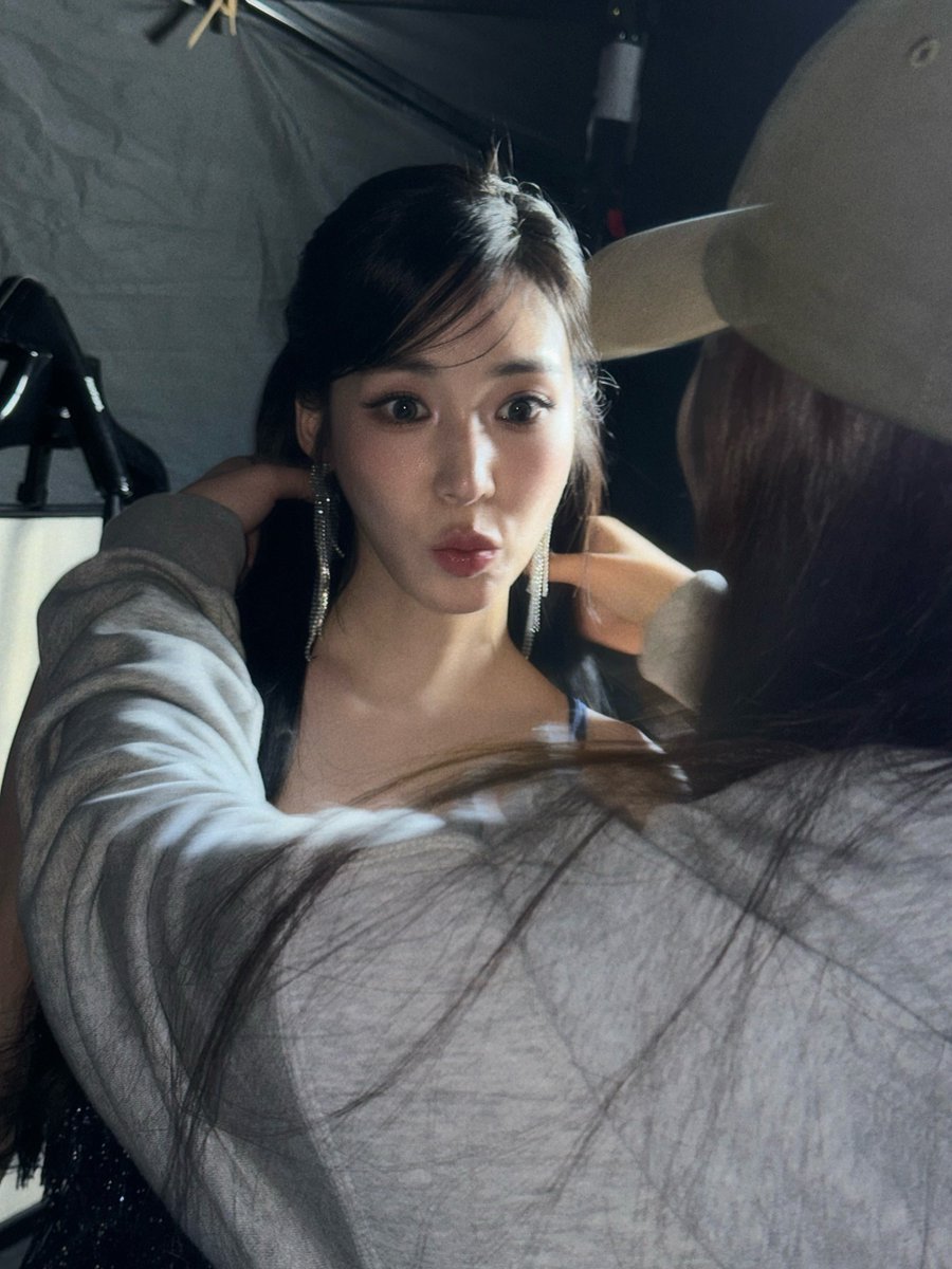 hourlysnsd's tweet photo. https://t.co/XnUviz7kaE