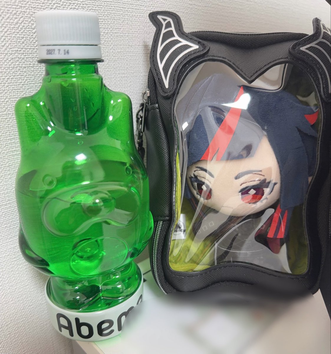 mdrkw_hikaru's tweet photo. 楽しかったなぁ♪
今日は右大将リリアを連れて行ったよ☺️ 折角なので、加藤クンと右大将リリアとで記念撮影🐉🦇まさかのピンクで揃ってるのいいね💕　そしてあの可愛いジャケットでもパシャリ♪ 皆んなリリアお迎えしてねぇ😊
夜の祝福あれ🌙 https://t.co/KVJOhbSjpm