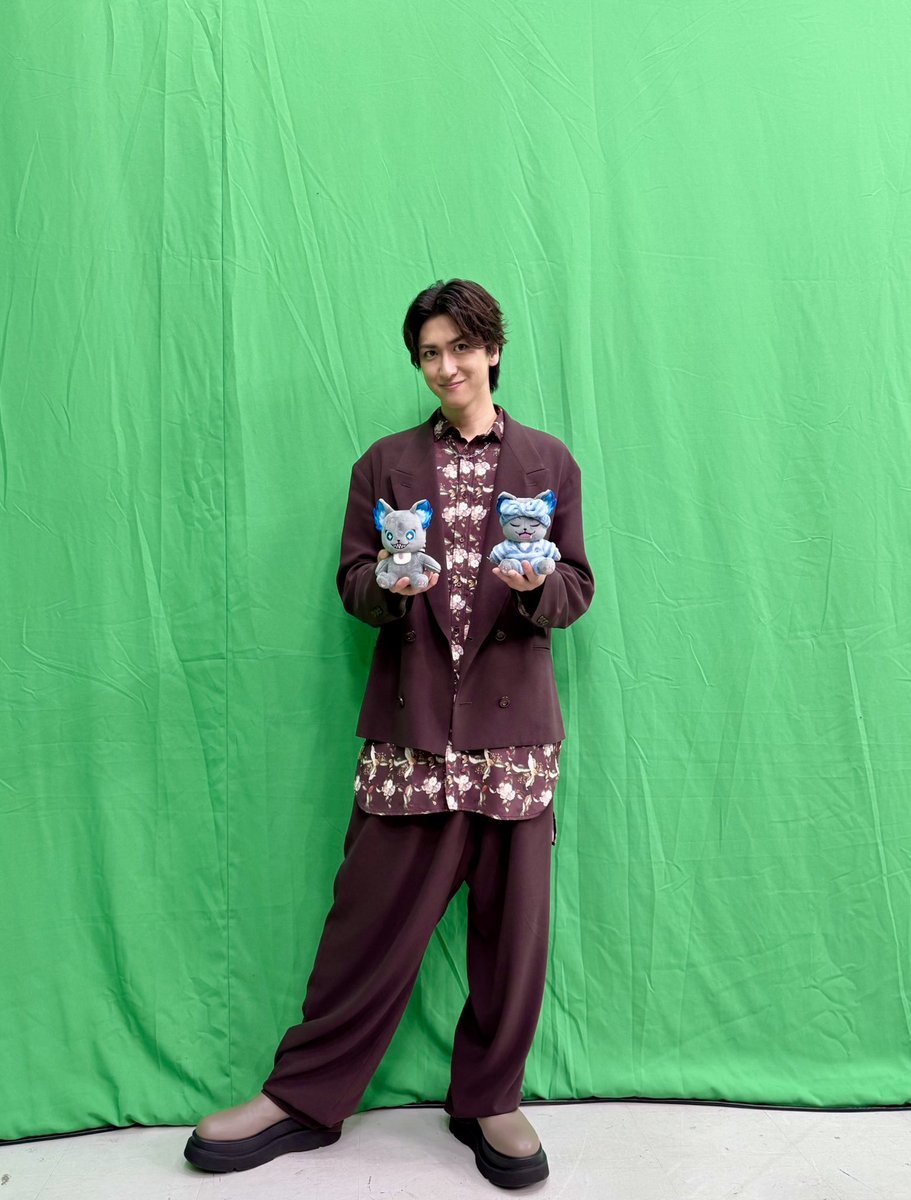 aibatchi's tweet photo. 『ディズニー ツイステッドワンダーランド チャンネル』
ご視聴ありがとうございました！

久しぶりのツイチャンアベマ、楽しかったー！

シュガーラッシュの世界、そしてヌガー様🍬
これからの展開が楽しみですね✨

明日17:00からはヴィル様のピックアップ召喚も👑
ぜひお迎えしてください🪄

#ツイステ #ツイチャンアベマ
