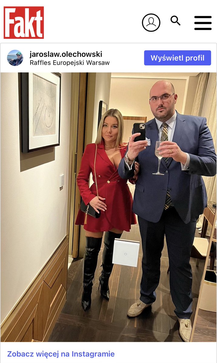szarapolka's tweet photo. @OlechowskiJarek Tu nie trzeba robić nic w AI, a śmieszy ten złoty mokasynek. https://t.co/uFvSQoPVOw