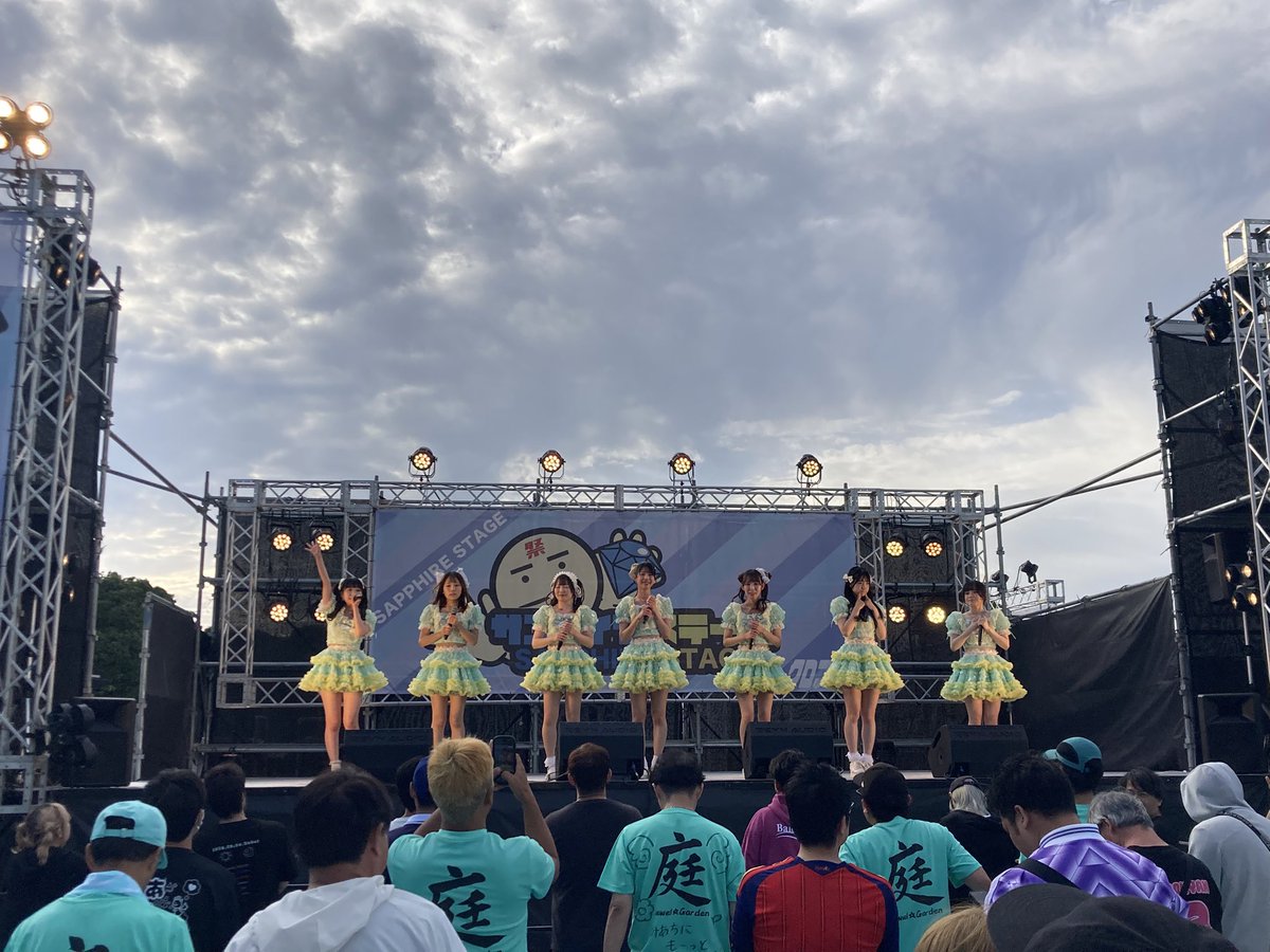 teamonmon700's tweet photo. クロフェスDay3おつかれさまでした…

朝から入ったけどいろいろ観れて楽しかった、客観視も大事。

やっぱLIVEは作り上げる楽しみなのかもなプラモデル みたいに。

耳聴こえないけどガンガン声出せたからいいか📣

でもいい加減治療に専念しようと思うから次は5thワンマンだな😅
＃メノニューイヤー https://t.co/Cag5yxzn9d