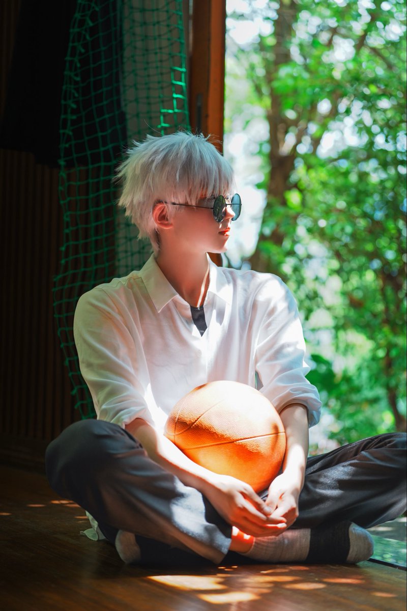 tete_teten's tweet photo. どこまでも続くような

cosplay 呪術廻戦 五条悟
p: @ryo_ta_photo05 https://t.co/HfR3zQ9LLi