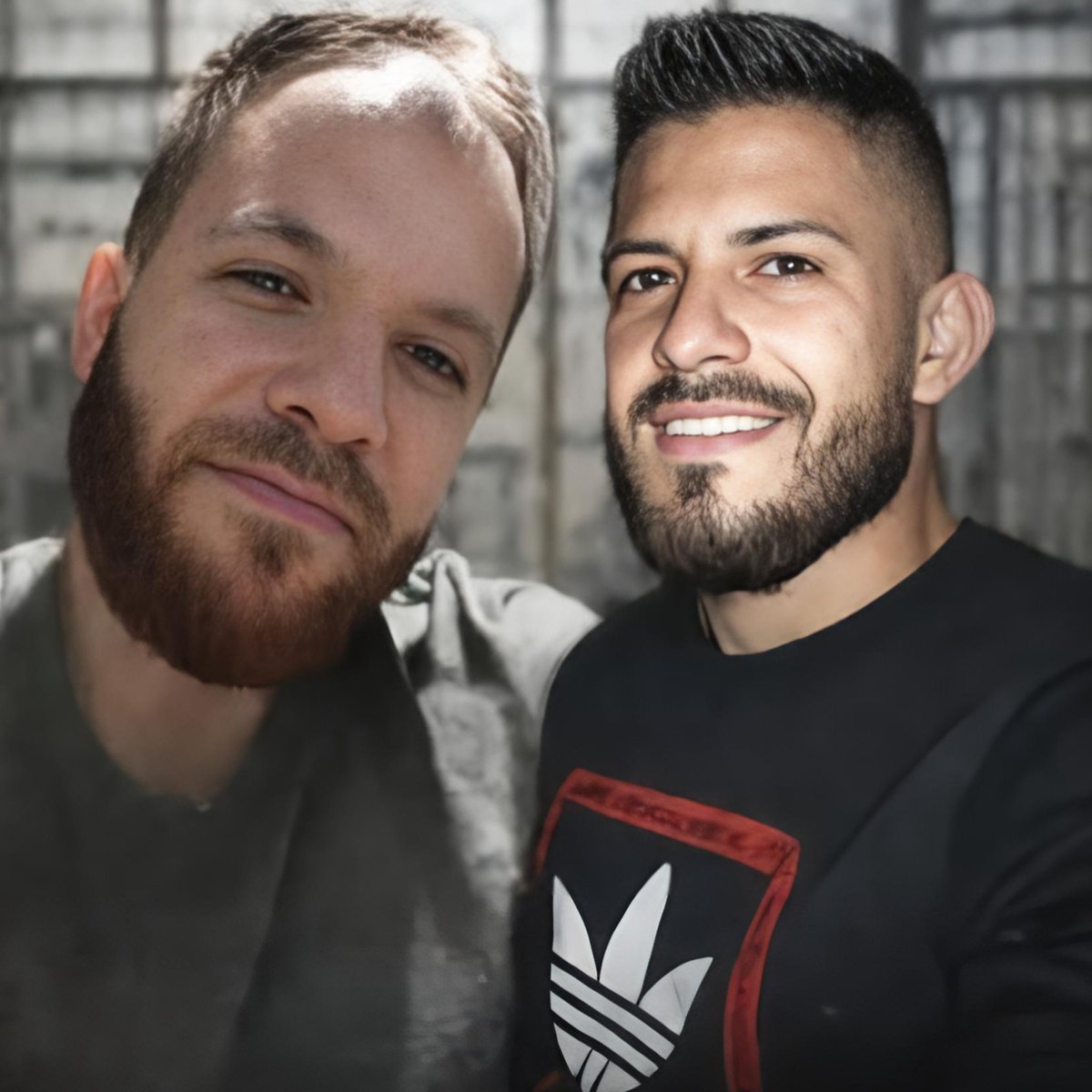 nelsonpvzla2's tweet photo. Ellos son Juan Carlos y Gabriel Castellanos Chinchilla, presos políticos desde 2021, recluidos en la Cárcel 26 de Julio.

​Su "delito" fue no pagar una extorsión; por ello los acusaron de terrorismo y los condenaron a 30 años en un juicio injusto e ilegal. Además, estuvieron desaparecidos durante ocho meses y fueron sometidos a torturas sin piedad.

​¡Exigimos su libertad inmediata y el respeto a sus derechos humanos! #QueSeanTodos