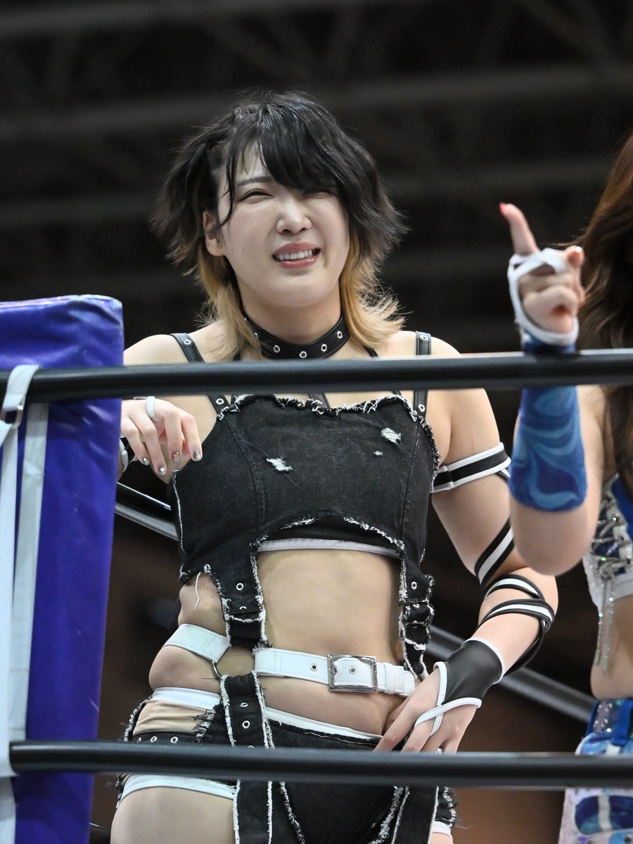 Umz8XjEPeQSTrVY's tweet photo. レディ・C 選手🌞
古沢稀杏 選手
浜辺纏 選手

静岡 10/4

#STARDOM https://t.co/UAsWXlky6C