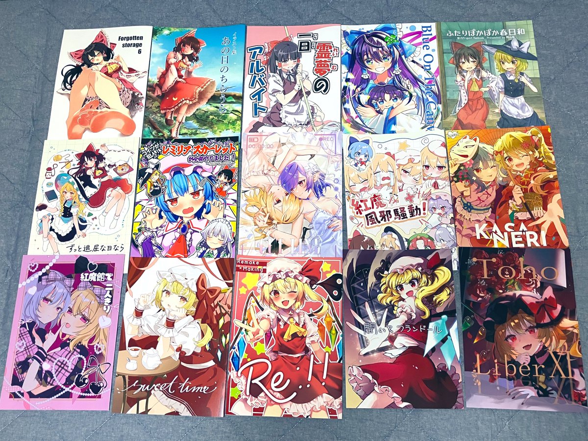 fluoro_works's tweet photo. 秋季例大祭のお迎え報告（戦利品）②

B5サイズの薄い本です！
ありがとうございました！

やー、過去一買ったかもしれません
年々増えてるから置き場所を本気で考えないと… https://t.co/OTPlRaWg1n
