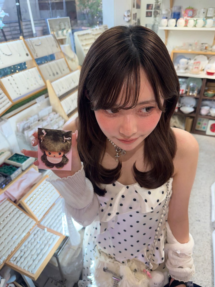 友達とモンチッチの画像のまねして撮るの可愛いから流行らないかな🩷🩵 https://t.co/mcJ8AVX6Yj