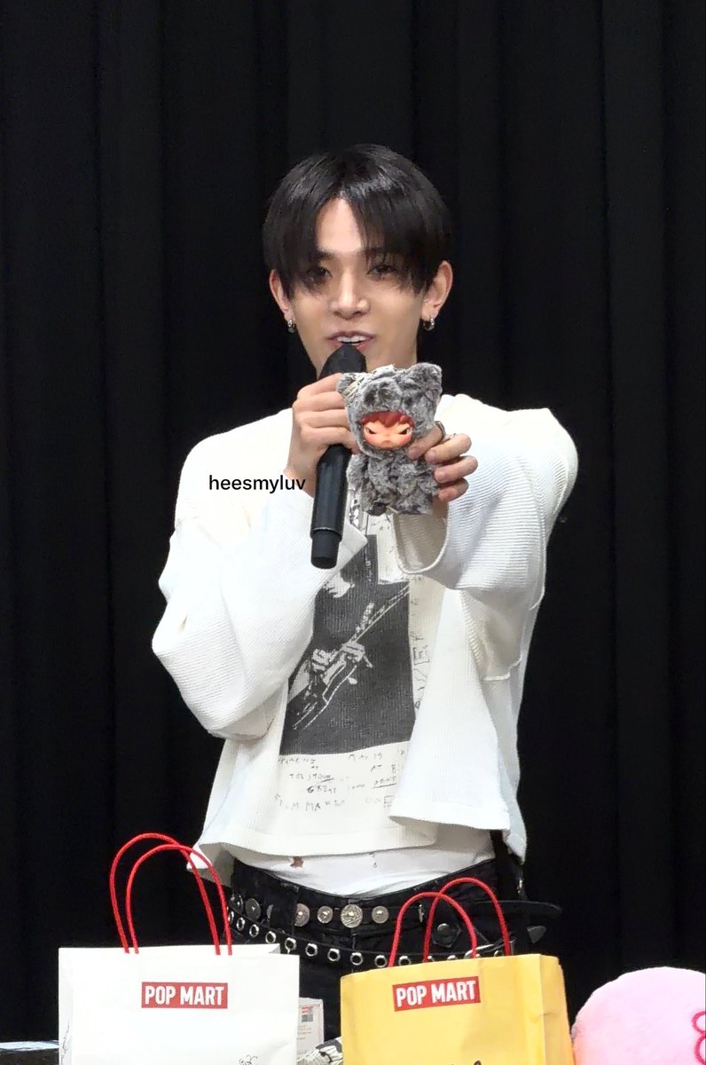 heesmyluv's tweet photo. Thank you for unboxing my hirono~ 💕 https://t.co/fXTU22SGlx