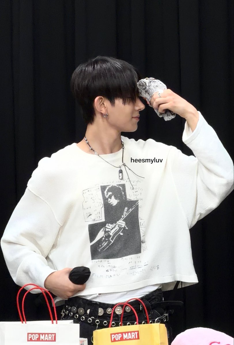 heesmyluv's tweet photo. Thank you for unboxing my hirono~ 💕 https://t.co/fXTU22SGlx