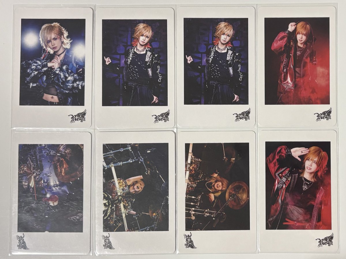 s_214rs's tweet photo. Royz 交換 お譲り
クリアカード   チェキ風トレカ

譲 : 杙凪さん、公大さん、智也さん
求 : 昴さん or 定価

クリカ↔トレカの交換可能です。
お気軽にお声掛けください。 https://t.co/VFMbJLm8fL
