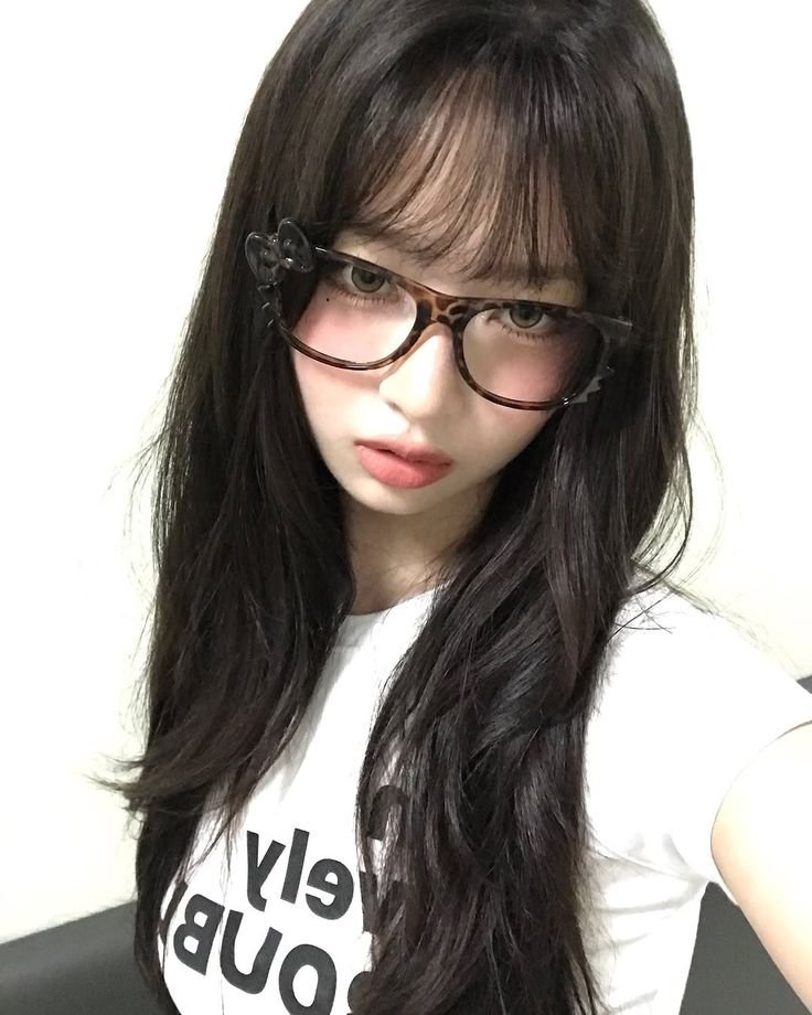 REILOV_GIRL's tweet photo. 처음와서..아무것도 모르는데 
여기 알려줄 언니 구해요!!💗😼
#연능 #야상극 https://t.co/GVP1eeeu3q