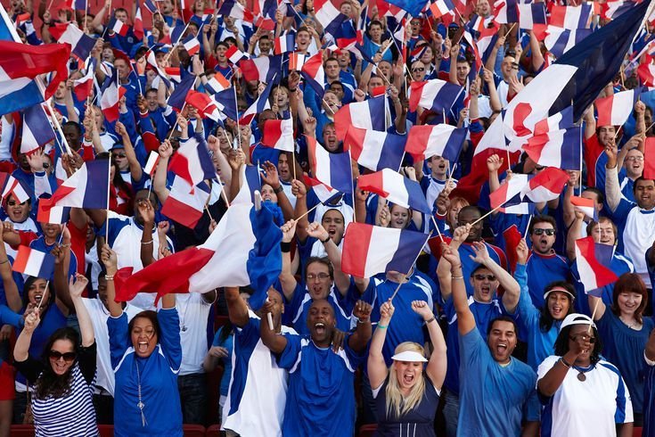 statvora's tweet photo. 🇫🇷 Major ancestry &amp; diaspora groups in France by country of origin:

🇩🇿 Algeria: 4–5M
🇲🇦 Morocco: 3–4M
🇵🇹 Portugal: 1.5–2M
🇮🇹 Italy: 1.5–2M
🇹🇳 Tunisia: 1–2M
🇪🇸 Spain: 1–1.5M
🇹🇷 Türkiye: 700K–1M
🇵🇱 Poland: 500K–1M
🇬🇧 UK: 400–500K
🇸🇳 Senegal: 300–500K
🇲🇱 Mali: 300–500K https://t.co/5HEvqI5CVs