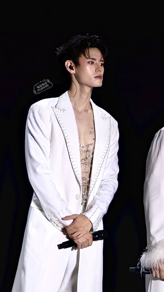 mubbcats's tweet photo. เจ้าชายน้ำแข็งหล่อมาก 

#NAY_PERSES #Naranvik
#PERSES_UNCENSOREDConcert
#PERSES_UNCENSORED #PERSES_TH https://t.co/nug54kWZtX