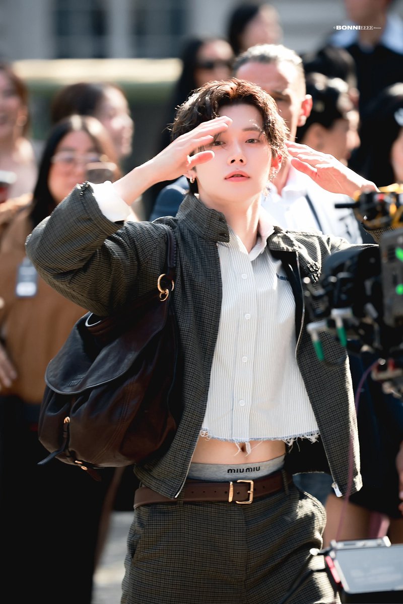 YeoulFox's tweet photo. นักเลงเอวลอย แซ่บๆ เลยแหละ https://t.co/VqKk9UC1lO
