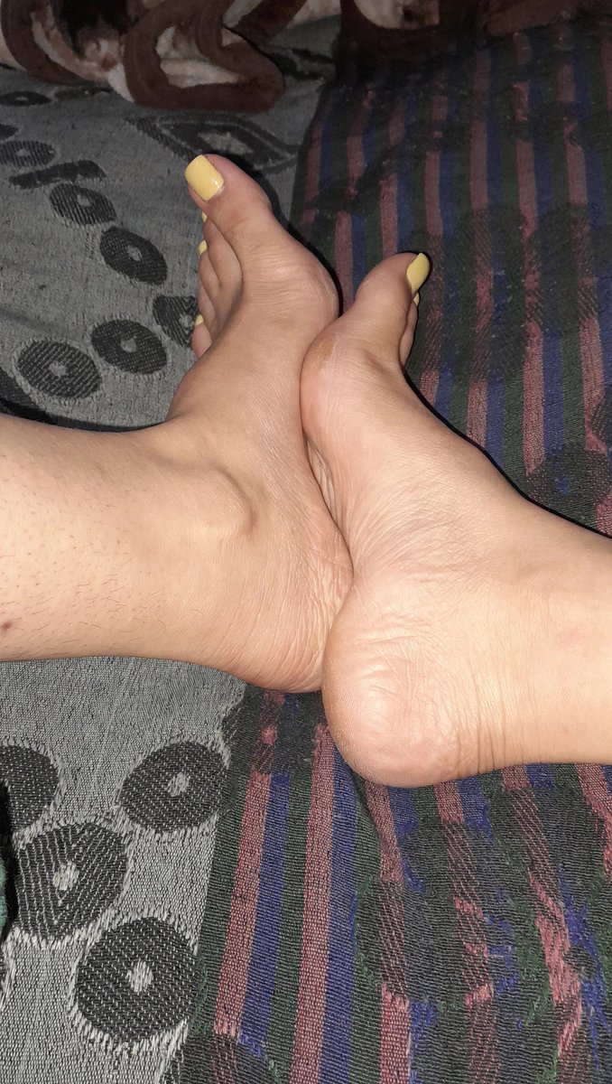 MuslimFanaah's tweet photo. Worship to  my muslim feets💸👠 https://t.co/XmSmIj47TW