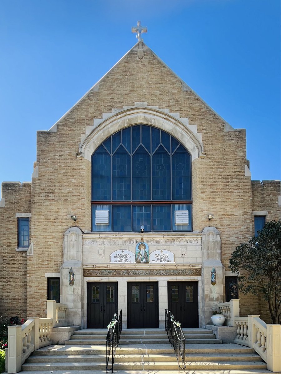 MttCarmichael's tweet photo. sv ivan rilski in portage park; cool church with neat details https://t.co/e8G8DGCHAA