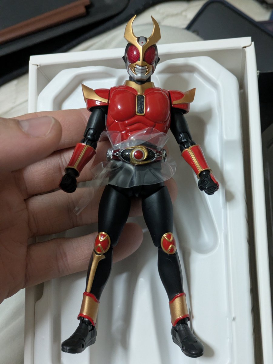 ULTRAyan828's tweet photo. 真骨彫 イコン画の赤いアギト

イコン画と台座がええ感じよ。
またアギト展いこう😁 https://t.co/vpR7c8T5Aw